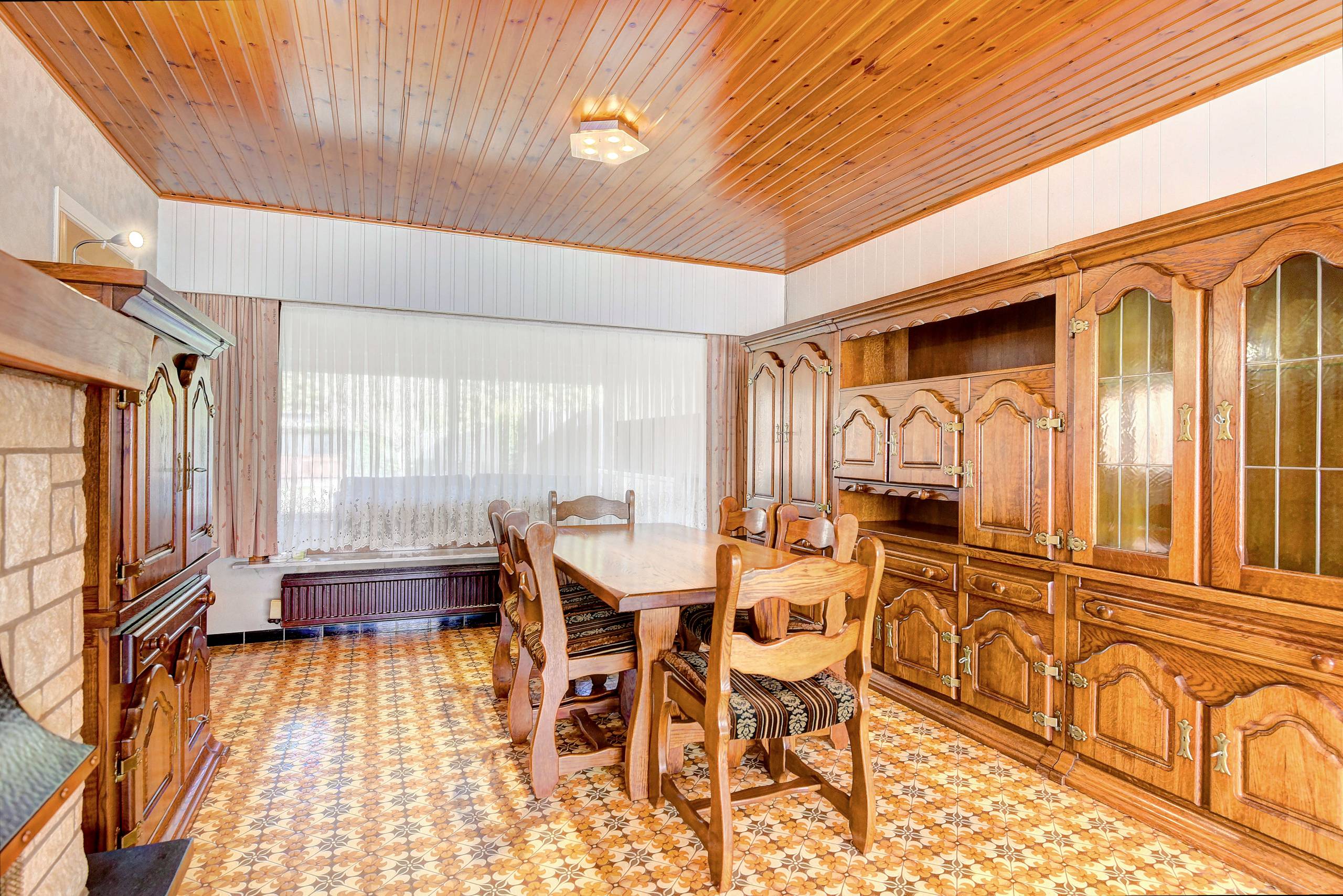 Ruime 3 slaapkamerwoning met garage te Rillaar. - foto 5