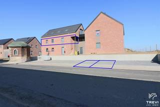 Composition :Rez : petit espace de rangement : +/- 1,5 m².Etage 1 : Hall d'entrée : 7,76 m², une toilette indépendante : 1,31 m², une buanderie :...