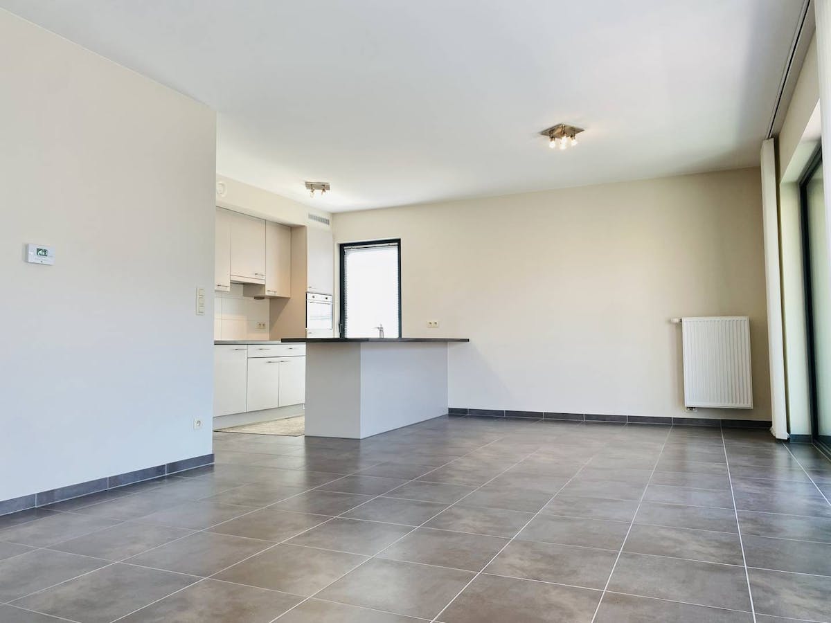 Appartement spacieux à louer dans le centre de Hasselt - photo 2