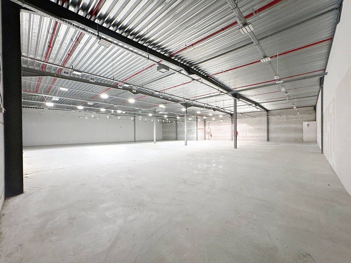 Loods te huur - toplocatie Oostende (ca. 1200 m²) - foto 2