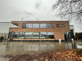 Commercial à louer à Lokeren