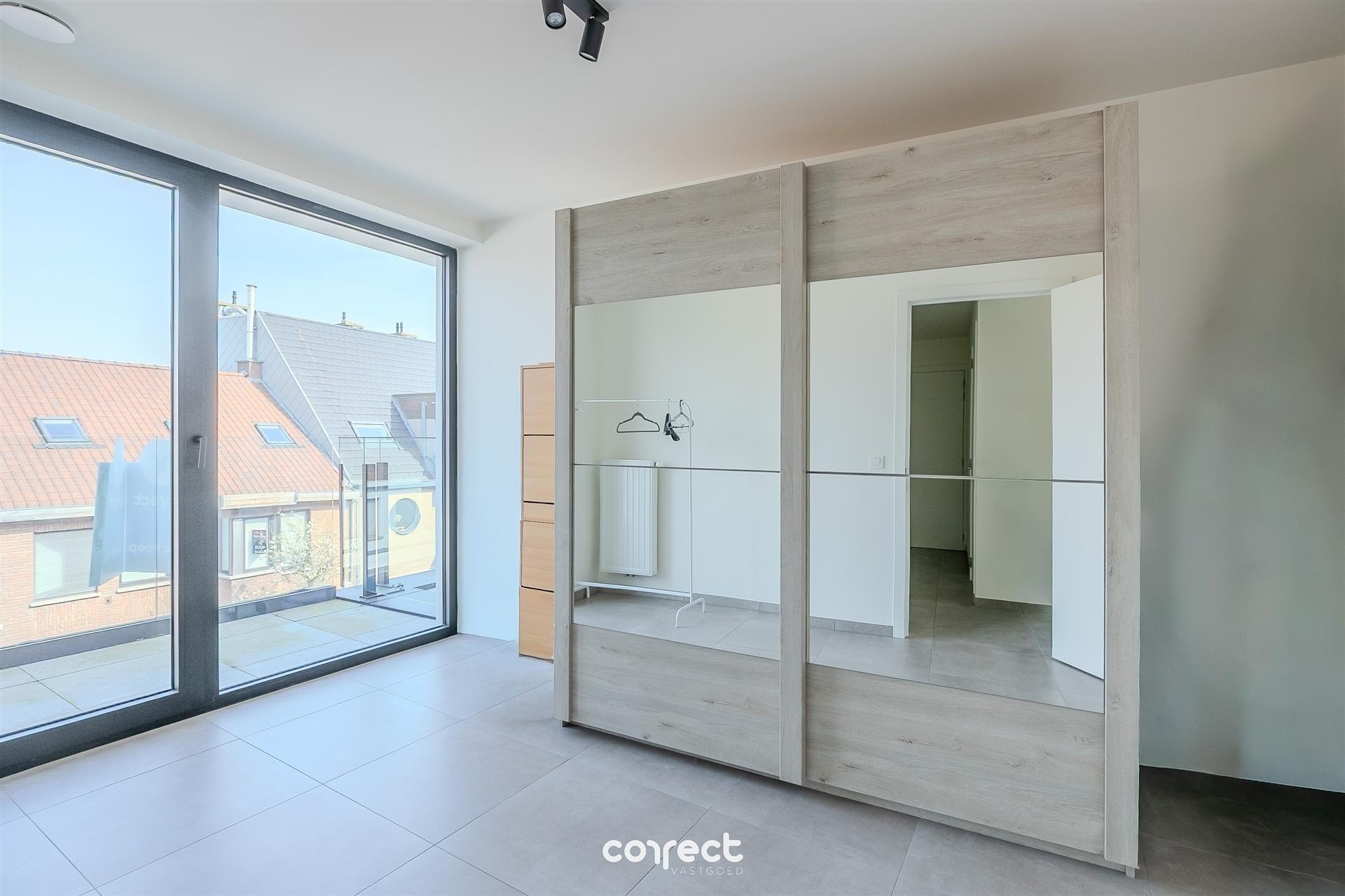 Instapklaar en verzorgd appartement met twee slaapkamers en garage. - foto 5