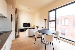 Dit stijlvol gemeubeld appartement is 100% instapklaar, en is gelegen in de Zuidervelodroom.De locatie is werkelijk een "dorp in de stad", recente...