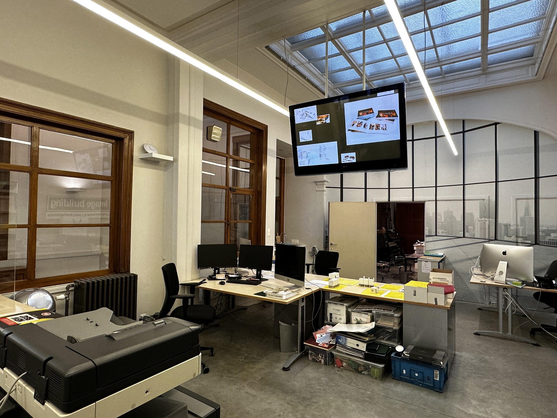 Strategisch gepositioneerd kantoor-showroom in Antwerpen - foto 5