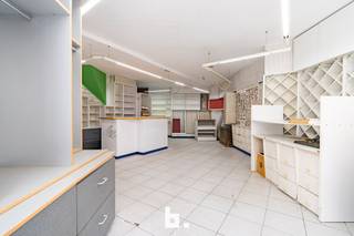 Commercial for sale in Bruges