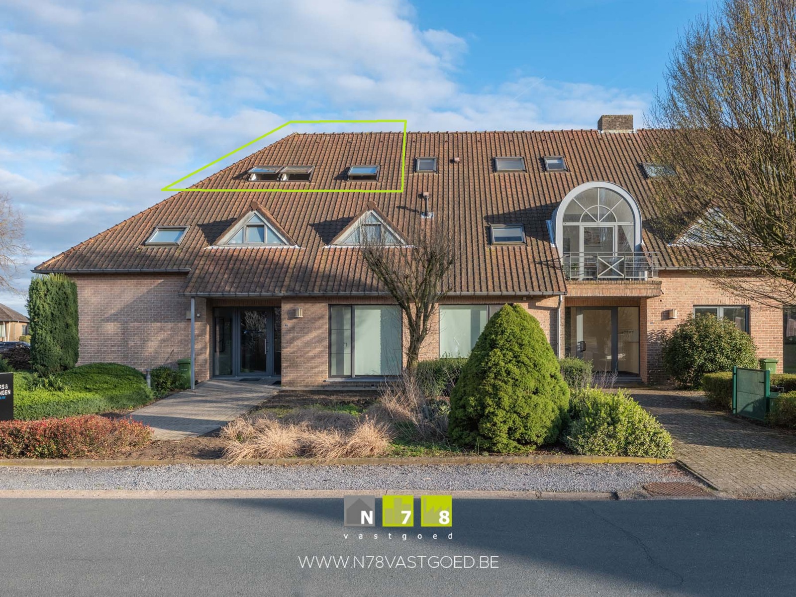 Appartement te koop in Maaseik met 1 slaapkamer - foto 1