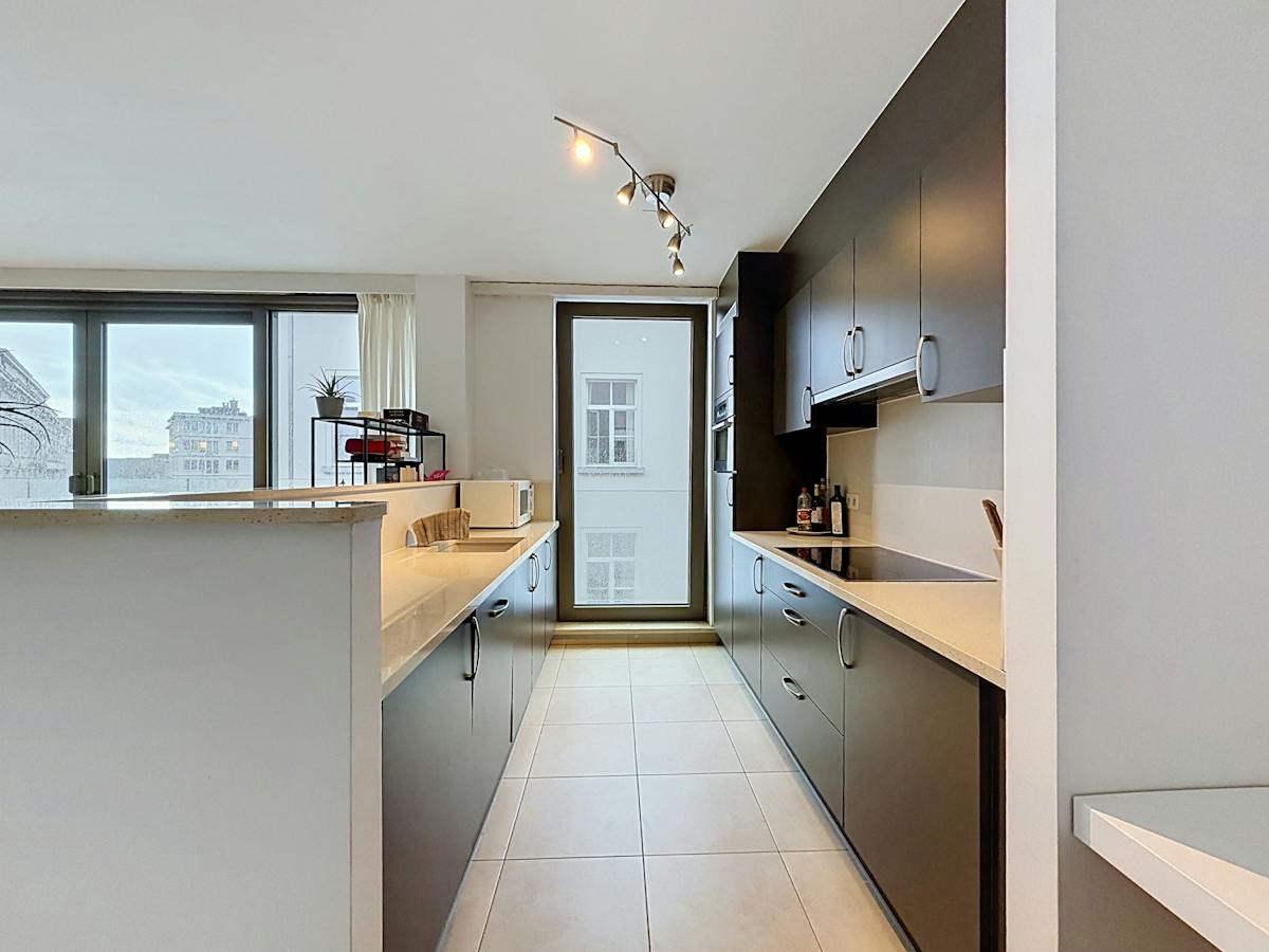 Appartement met 2 slaapkamers en terras te huur in Gent - foto 5