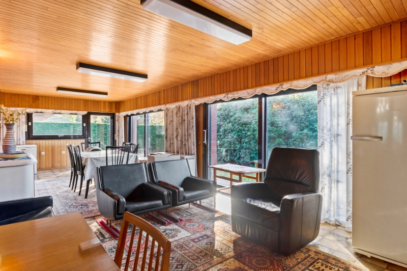 Zéér rustig &amp; centraal gelegen landhuis op 941m2 met 3 SLK, bureau, garage en Z-tuin - foto 5