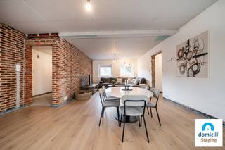 Ruime, centraal gelegen woning met tal van mogelijkheden – ideaal als kangoeroewoningOntdek deze veelzijdige en ruime woning op een perceel van...