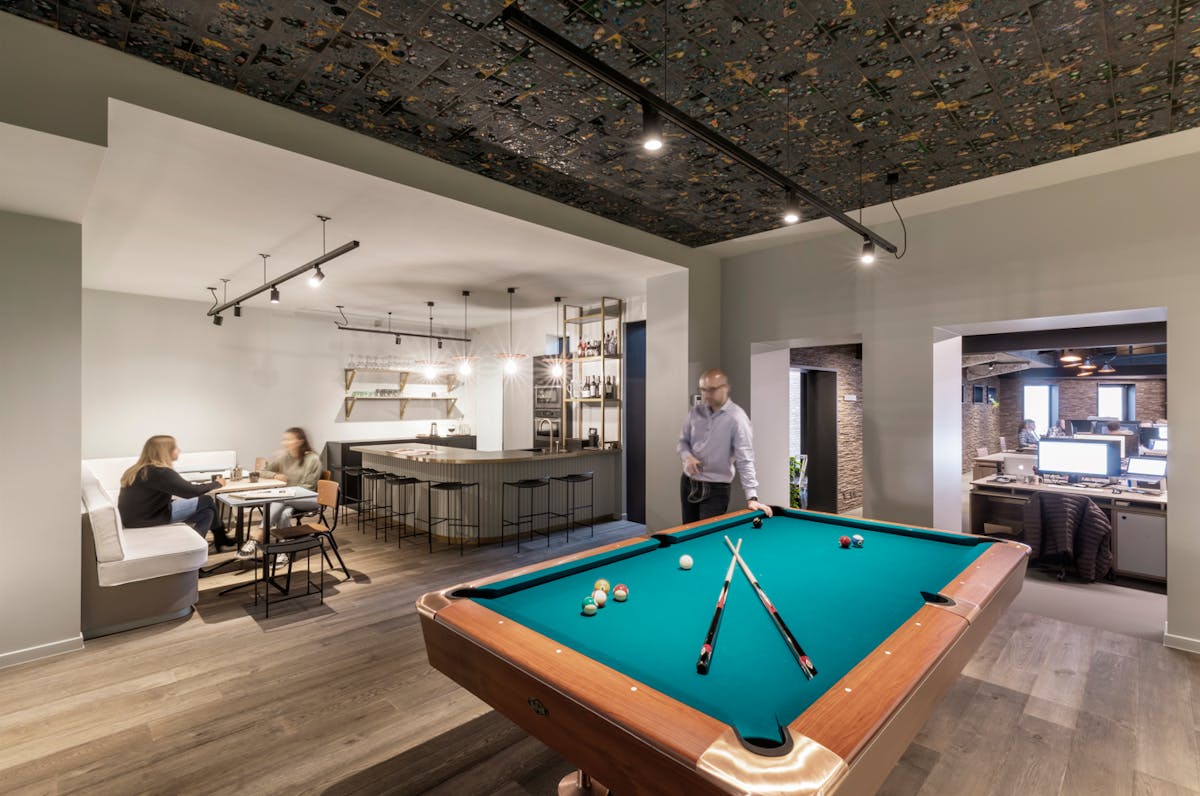 Recent gerenoveerd kantoor (324 m²) te koop aan Gent Zuid - foto 2