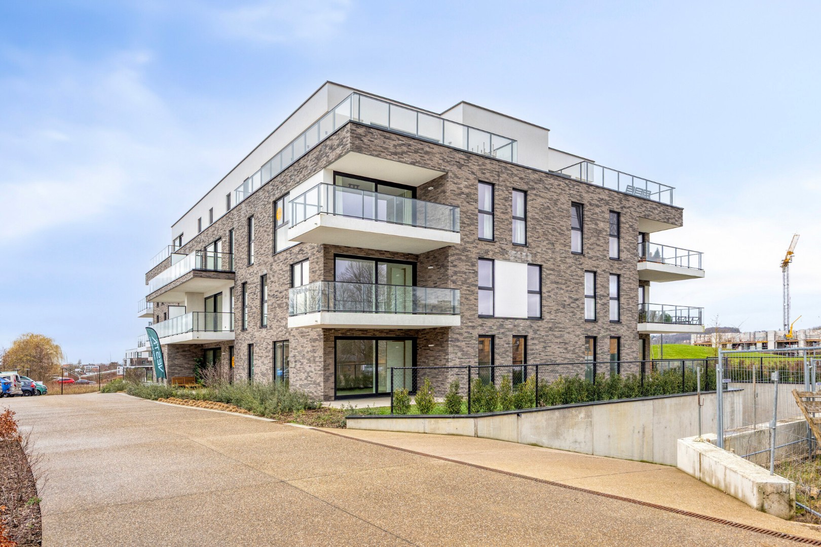 Instapklaar nieuwbouwappartement met 2 slaapkamers - foto 1