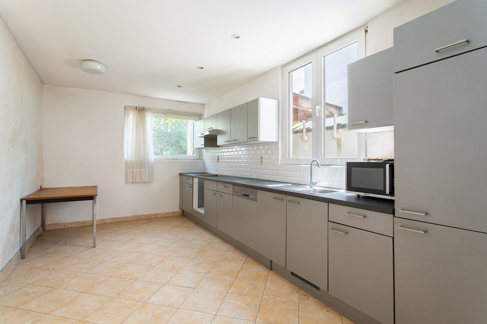House for sale in Antwerp with 4 bedrooms - photo 4