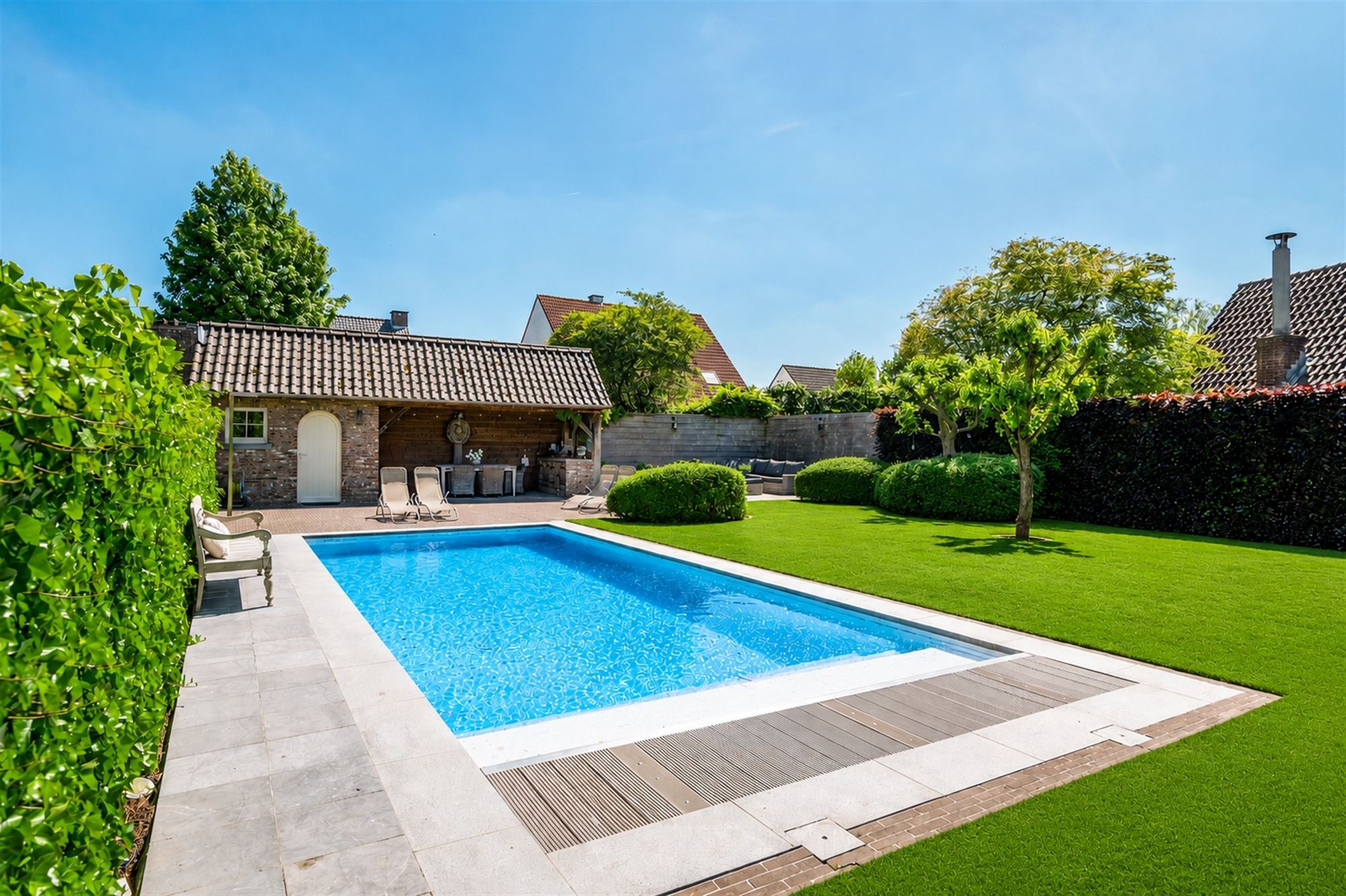 Villa with pool and pool house on prime location in Hoogstraten - photo 4