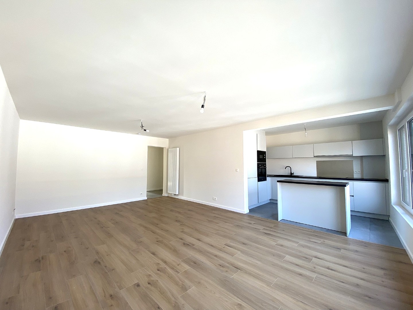 Apartment for rent in Antwerp with 2 bedrooms - photo 4