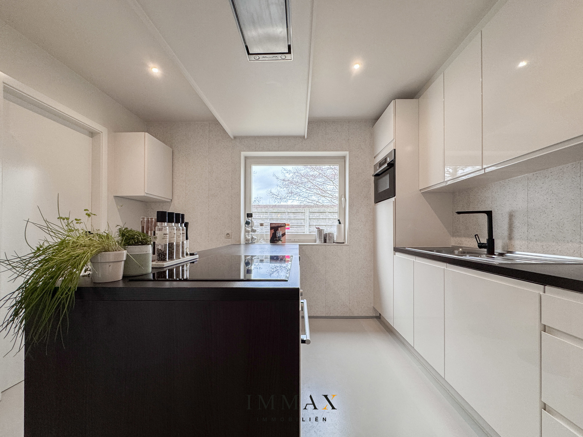 Maison à vendre à Oostkamp avec 5 chambres - photo 4