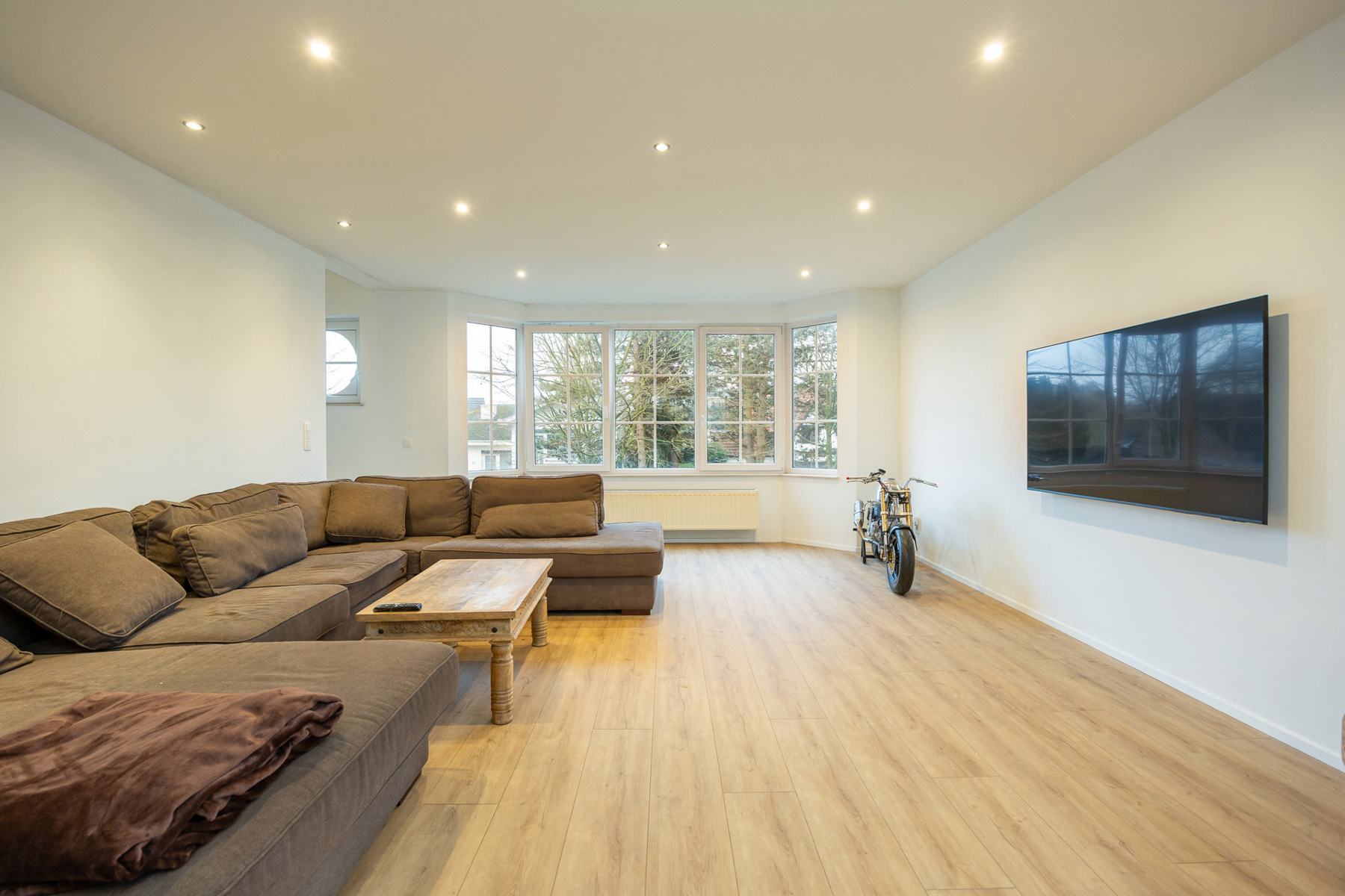 RUIM APPARTEMENT IN UITERST RUSTIGE STRAAT - foto 3