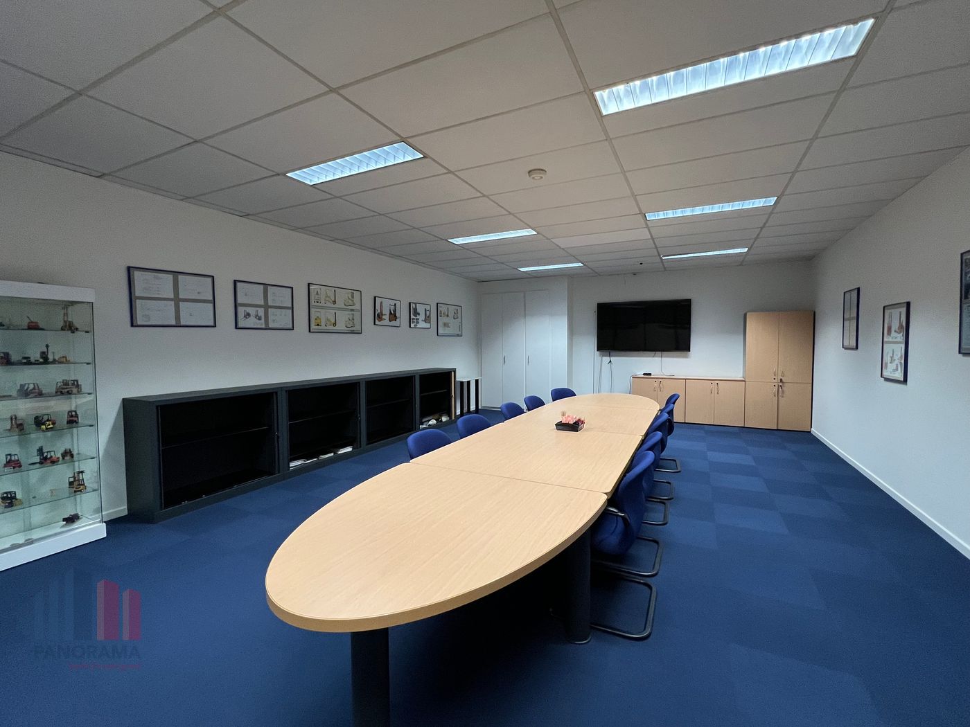 BUREAU DE 500 m² à louer près de l'E40. - photo 5