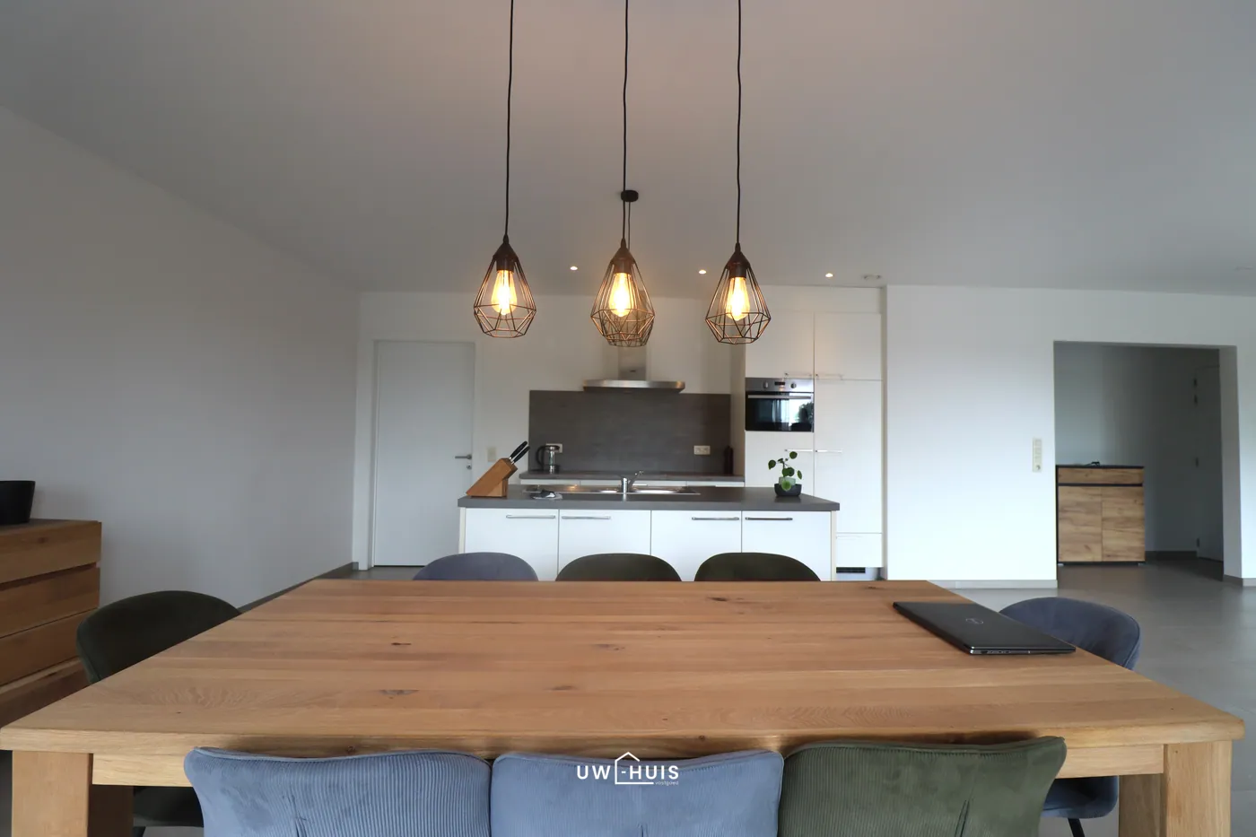 Ruim BEN-appartement met 2 slpks, terras én garage te Elversele - foto 4
