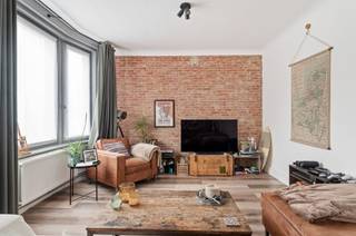 Welkom in dit instapklare pareltje op de eerste verdieping van een kleinschalig gebouw, waar comfort en ligging perfect samenkomen...