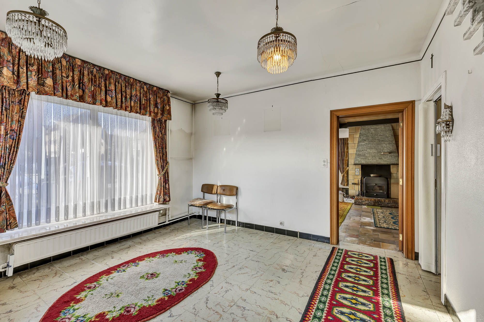 Ruime woning met tal van mogelijkheden in centrum Erpe-Mere - foto 2