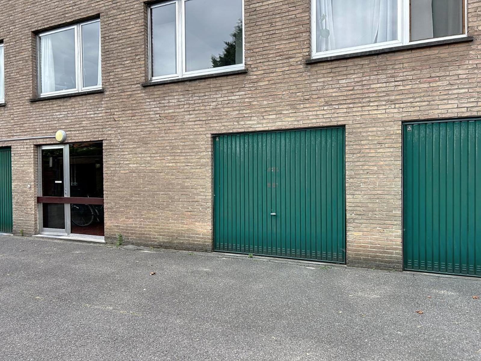 Garage for sale in Bruges - photo 4