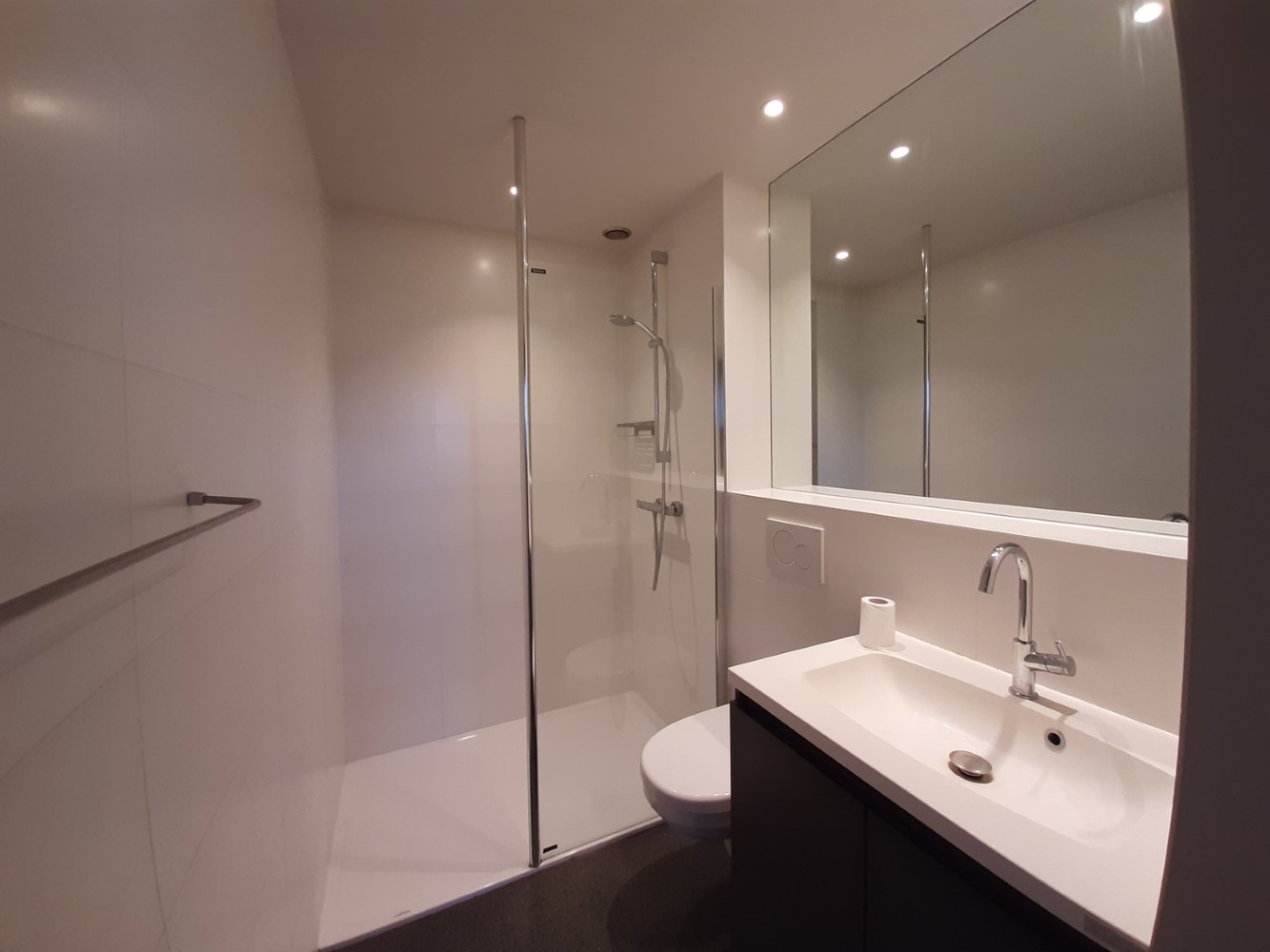 Appartement te huur in Lanaken met 1 slaapkamer - foto 5
