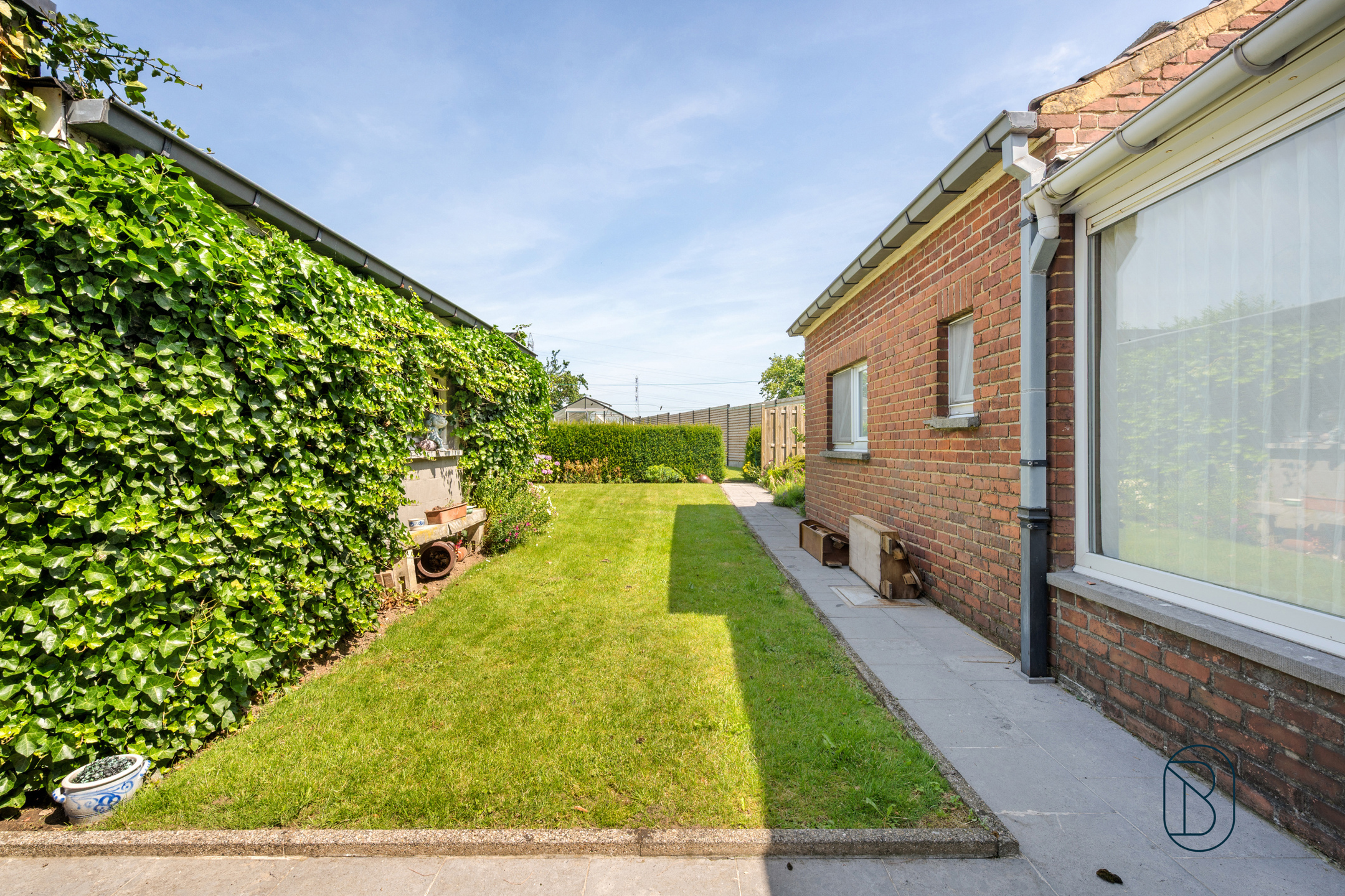 Ruime gezinswoning met garage in landelijke omgeving - foto 5