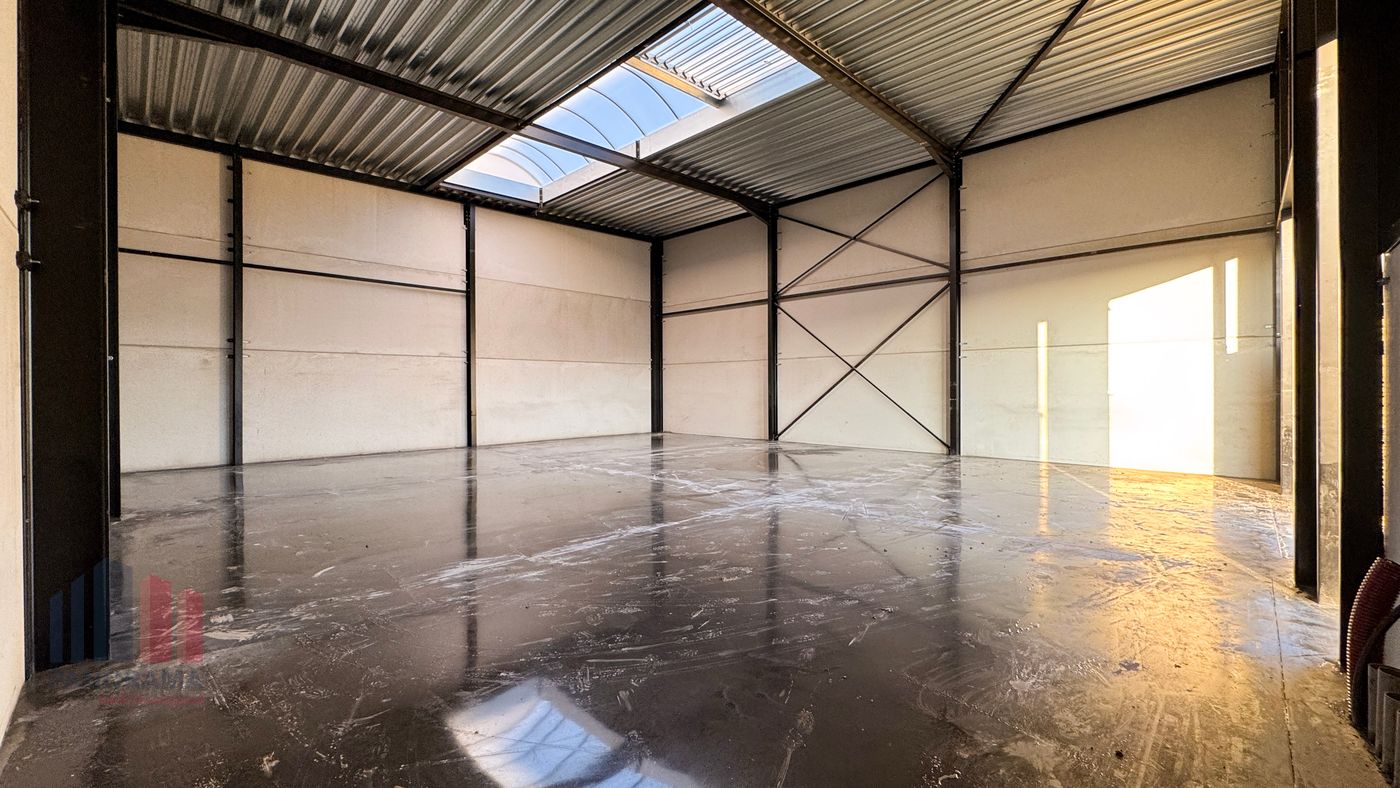 Nieuwbouw KMO-unit van 211 m² te Zellik - foto 5