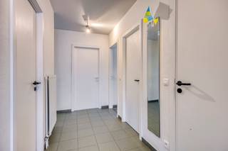 INSTAPKLAAR, RUIM APPARTEMENT MET 3 SLAAPKAMERS TE KOOP IN CENTRUM WAREGEMIn het hart van Waregem bevindt zich dit lichtrijke en instapklare...