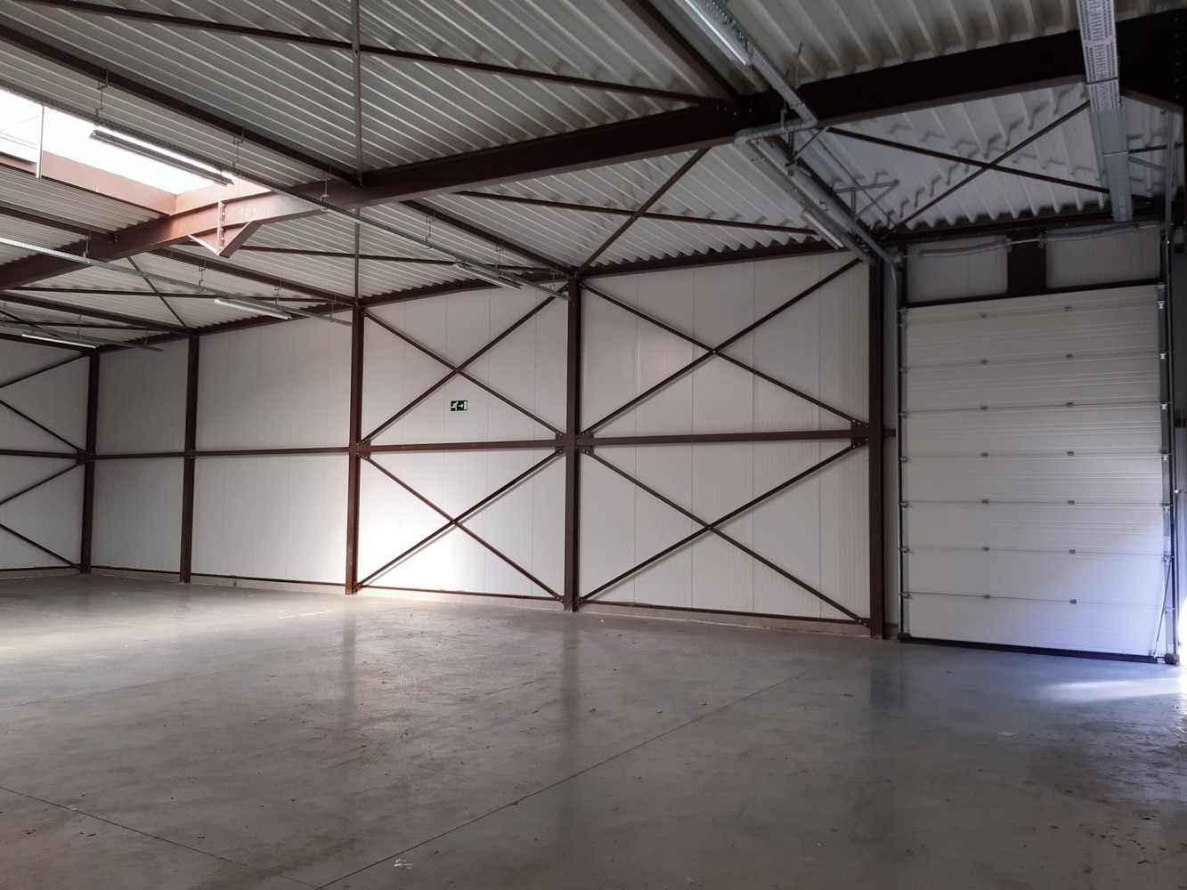 Bedrijfsunit 13 van ongeveer 575 m² te huur - foto 4