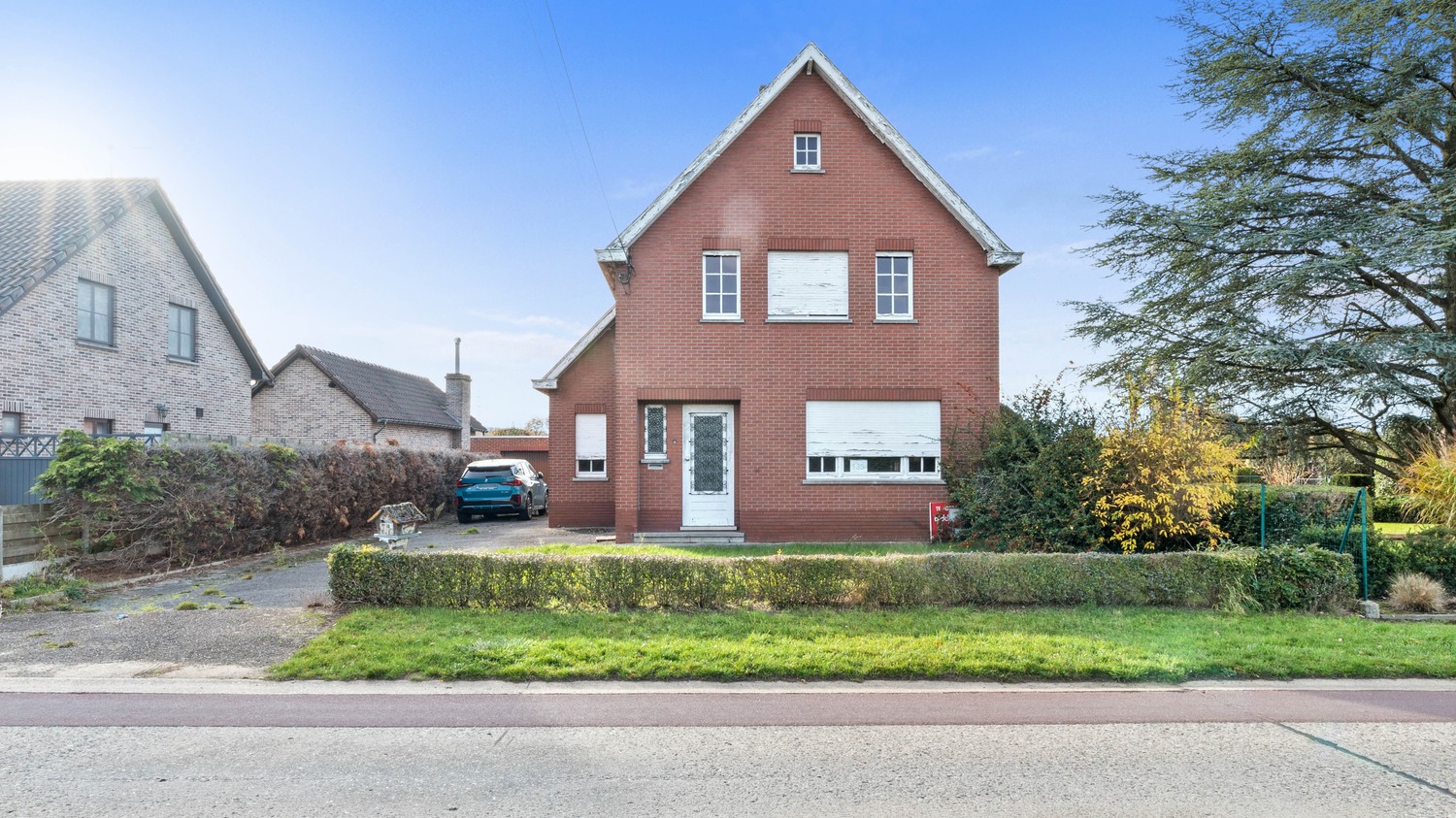 Te renoveren woning op ruim perceel van 800 m² in Paal – ideale opportuniteit! - foto 1