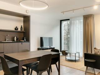 Ideally located in the European Quarter, a stone's throw from the Cinquantenaire Park and its many shops, this furnished apartment with...
