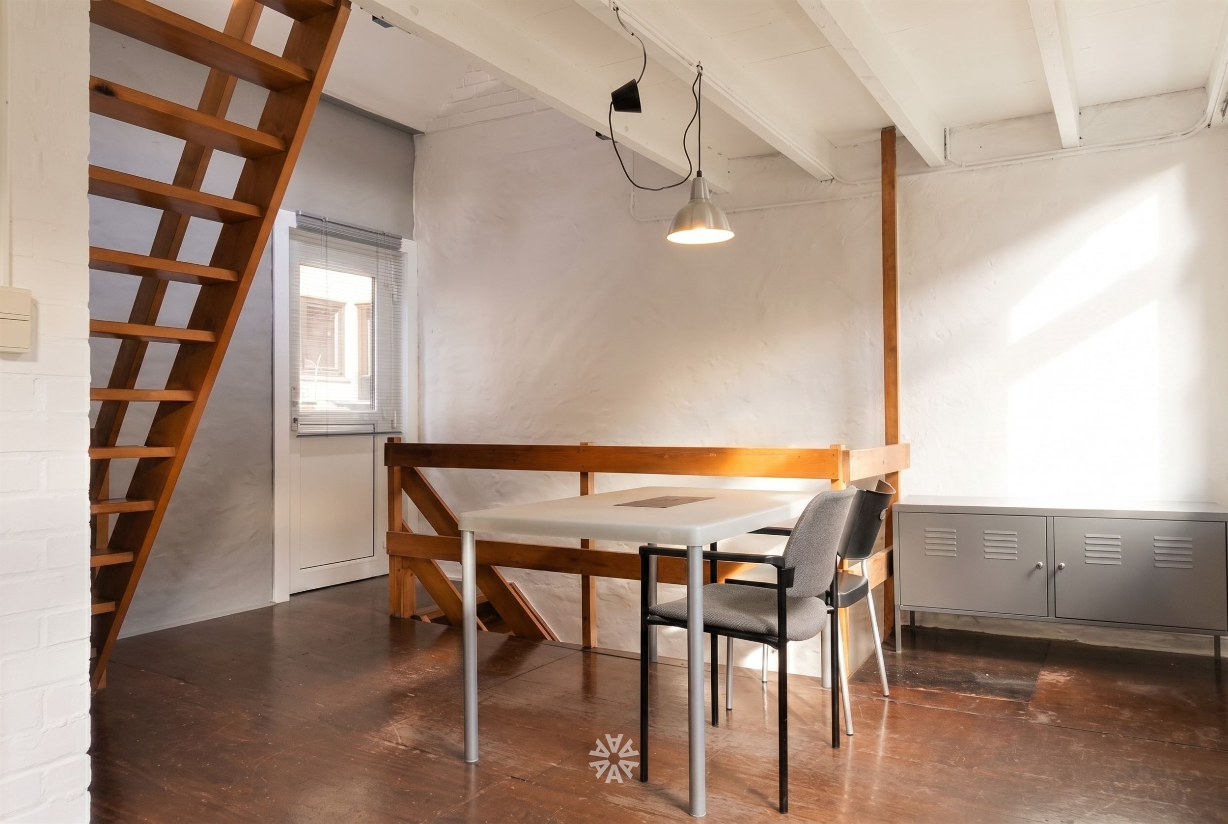 Gerenoveerde woning in een gezellige zijstraat te huur in Gent - foto 5