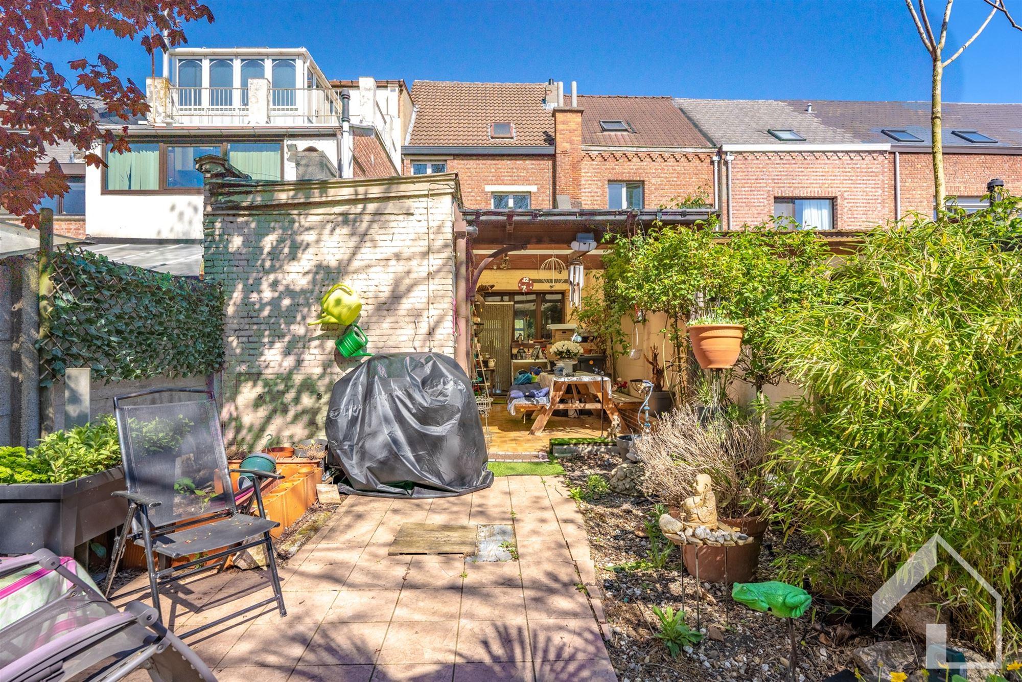 Te renoveren woning met tuin en 4 slaapkamers - foto 4