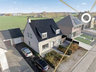 Instelprijs €399.000, iedereen heeft de mogelijkheid om een bod te doen. Dit zal voorgelegd worden aan de eigenaars, deze hebben de keuze om het...