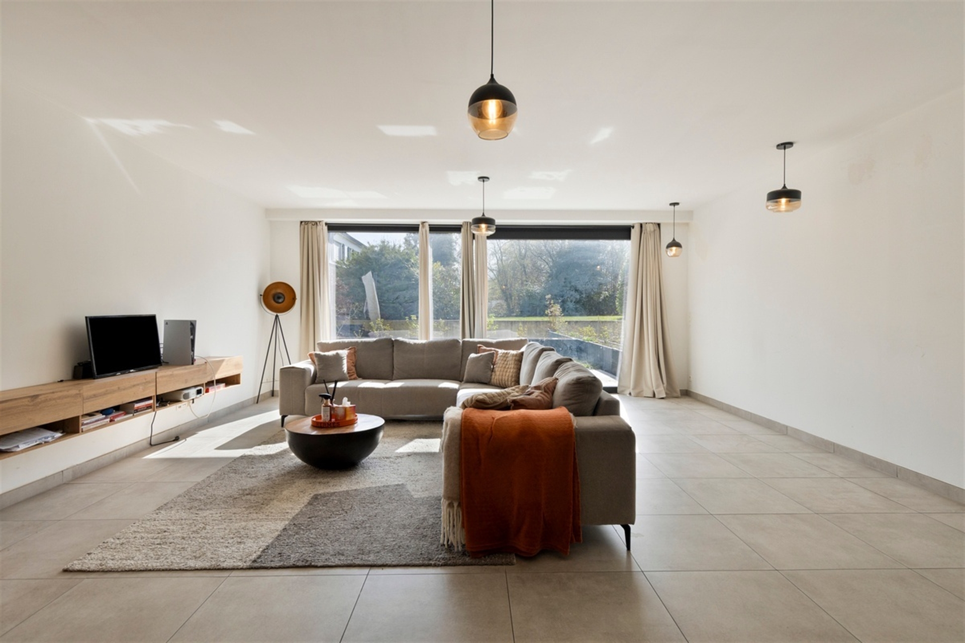 Gelijkvloers appartement met groot terras en tuin - foto 2