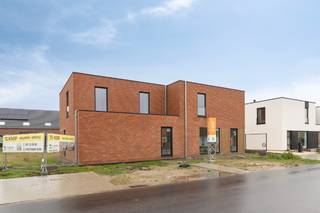 House for sale in Roeselare