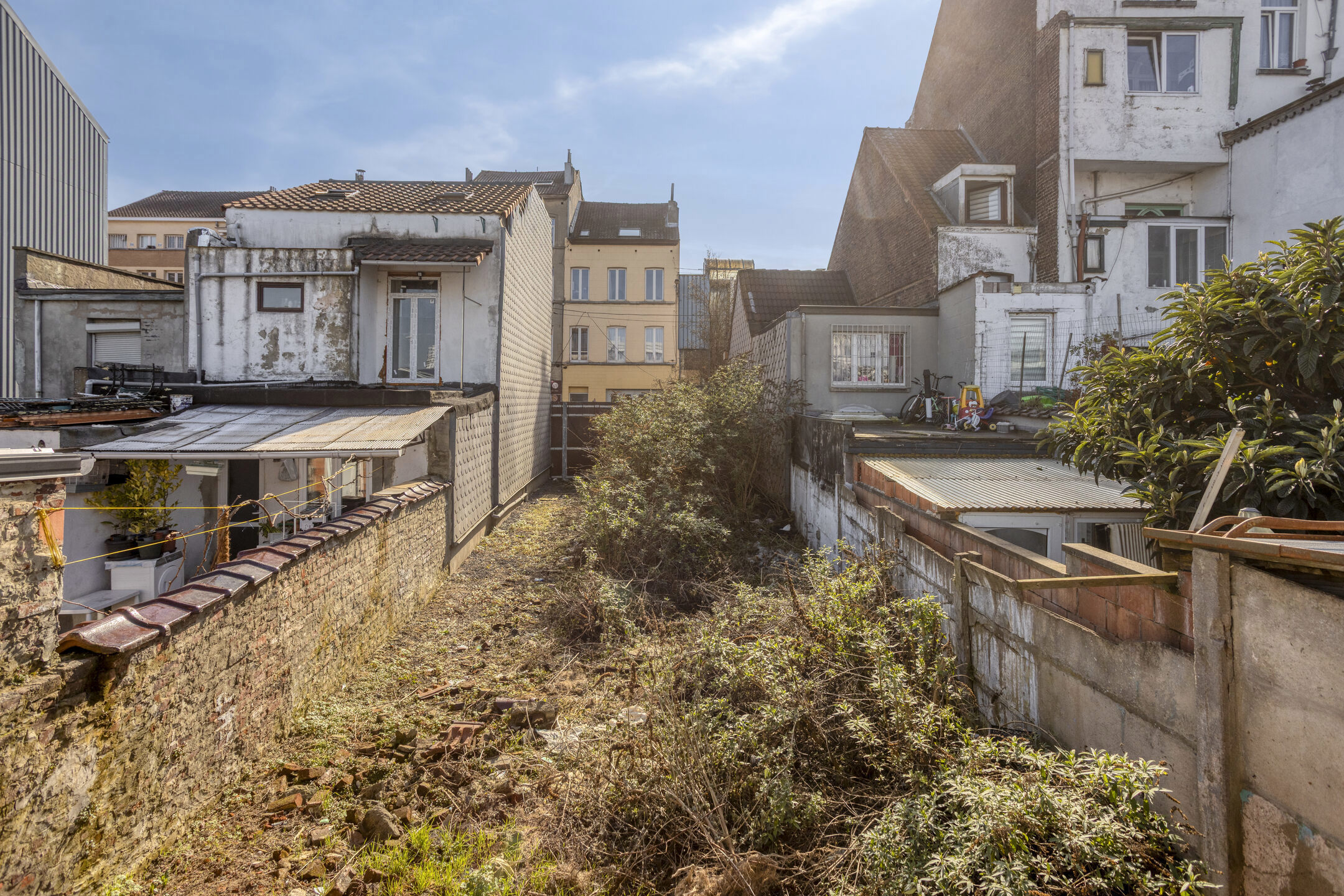 Projectgrond te Koop – Strategische Locatie, veel Potentieel - foto 4