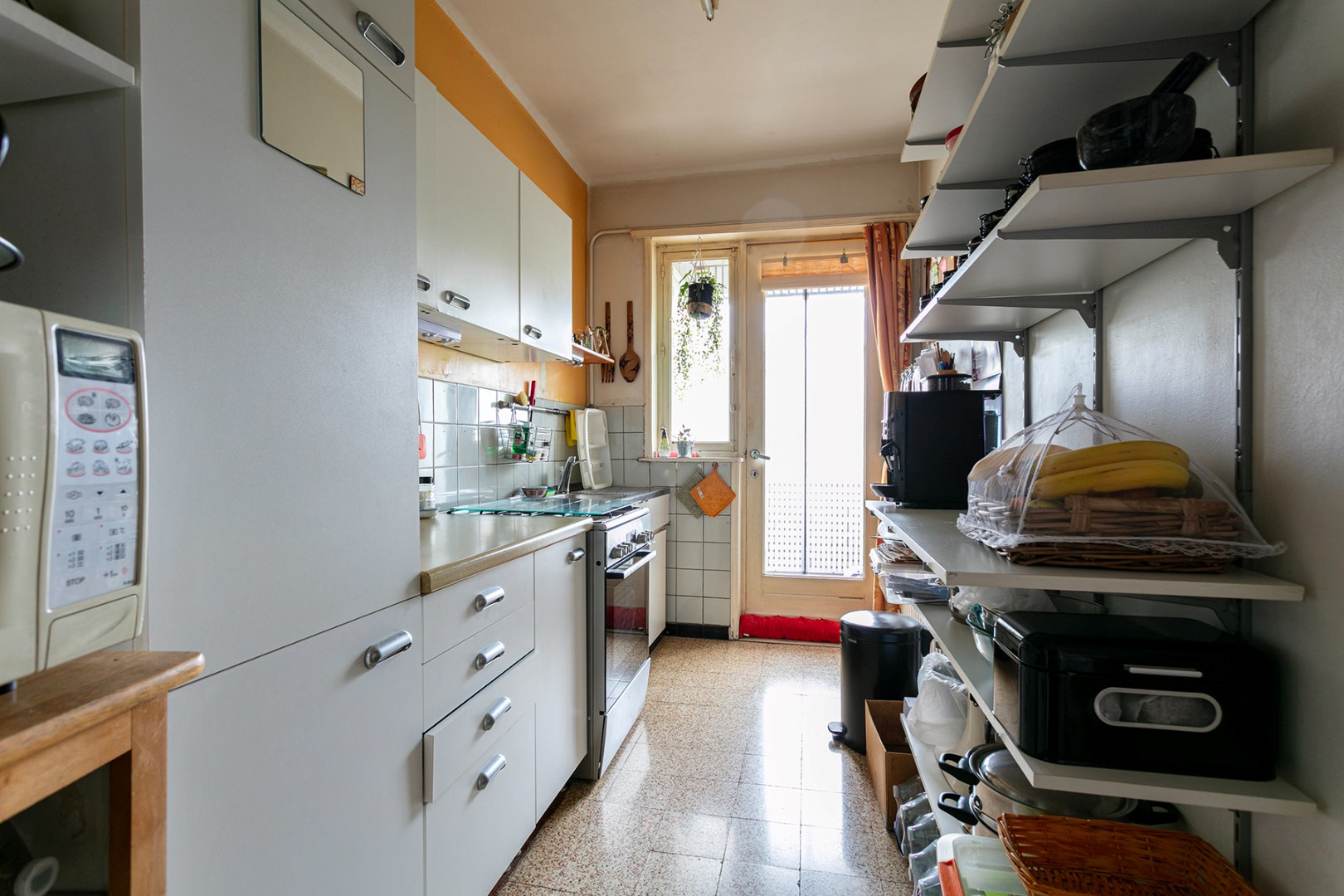 Te renoveren 2-slaapkamer appartement (107m²) met twee terrassen! - foto 5