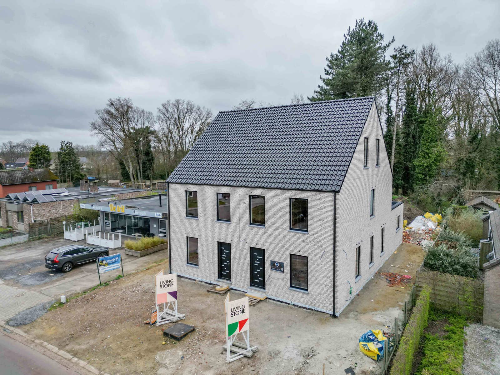 Huis te koop in Heusden-Zolder met 4 slaapkamers - foto 1