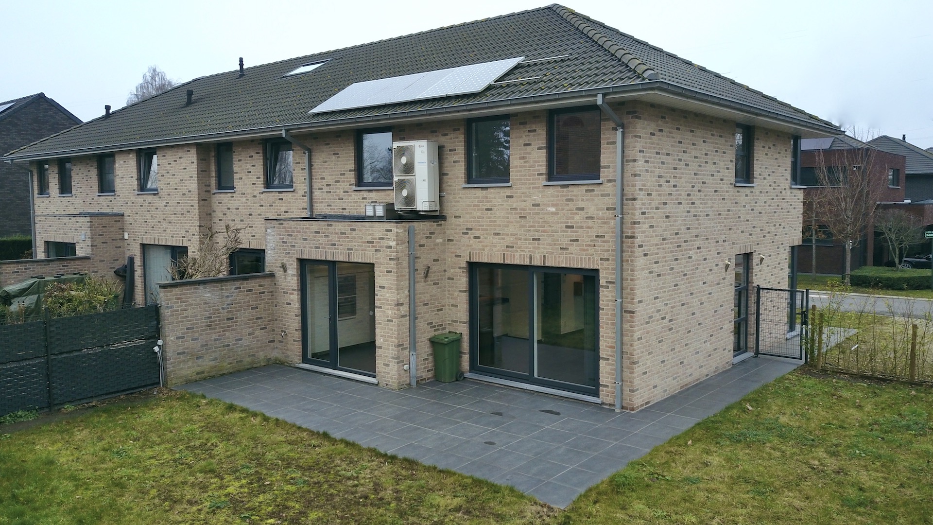 Energiezuinige woning met 4 slpk, tuin en garage voor 449.000 EUR - foto 4