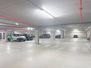 Meerdere parkeerplaatsen beschikbaar op veilige ondergrondse locatie
Telefonisch bereikbaar 09 296 02 72