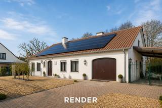 [[ DIT PAND NEEMT DEEL AAN DE ERA OPEN HUIZEN DAG OP 13/6 VAN 13:00 TOT 14:00 ]]
<p><strong>Koersel (Beringen): ruime gelijkvloerse woning te koop met aparte studio op perceel van bijna 10 are</strong></p>

<p>Deze woning is rustig en groen gelegen in Koersel, een deelgemeente van Beringen, en biedt een aangename woonomgeving met veel privacy. Dankzij de praktische indeling en het ruime perceel van net geen 10 are geniet u hier van comfort, ruimte en tal van mogelijkheden.</p>

<p>De woning beschikt over een volledig gelijkvloerse leefruimte, wat zorgt voor extra gebruiksgemak. Daarnaast werd de zolder omgevormd tot een volwaardige studio met een eigen ingang – ideaal voor verhuur, kangoeroewonen of een zelfstandige activiteit. Met een EPC-label D is er bovendien geen renovatieverplichting.</p>

<p><strong>Indeling:</strong></p>

<ul><li><strong>Kelder:</strong> praktische bergruimte</li><li><strong>Gelijkvloers:</strong> inkomhal, woonkamer, keuken, hal, apart toilet, drie slaapkamers, badkamer en ruime inpandige garage</li><li><strong>Eerste verdieping (studio):</strong> hal, woonkamer, keuken, slaapkamer en douchekamer – bereikbaar via een aparte ingang</li><li><strong>Buiten:</strong> terras, tuin en tuinhuis</li></ul>

<p><strong>Troeven:</strong></p>

<ul><li>Gelijkvloerse woning met praktische indeling</li><li>Aparte studio met eigen ingang (ideaal voor verhuur of kangoeroewonen)</li><li>Perceel van bijna 10 are</li><li>EPC-label D – geen renovatieverplichting</li><li>Rustige en groene ligging in Koersel</li></ul>

<p>Ontdek de mogelijkheden van deze veelzijdige woning en plan vandaag nog uw bezoek.</p>

<p> </p>

<p><strong>JOUW DROOMWONING. ZO GEVONDEN!</strong></p>