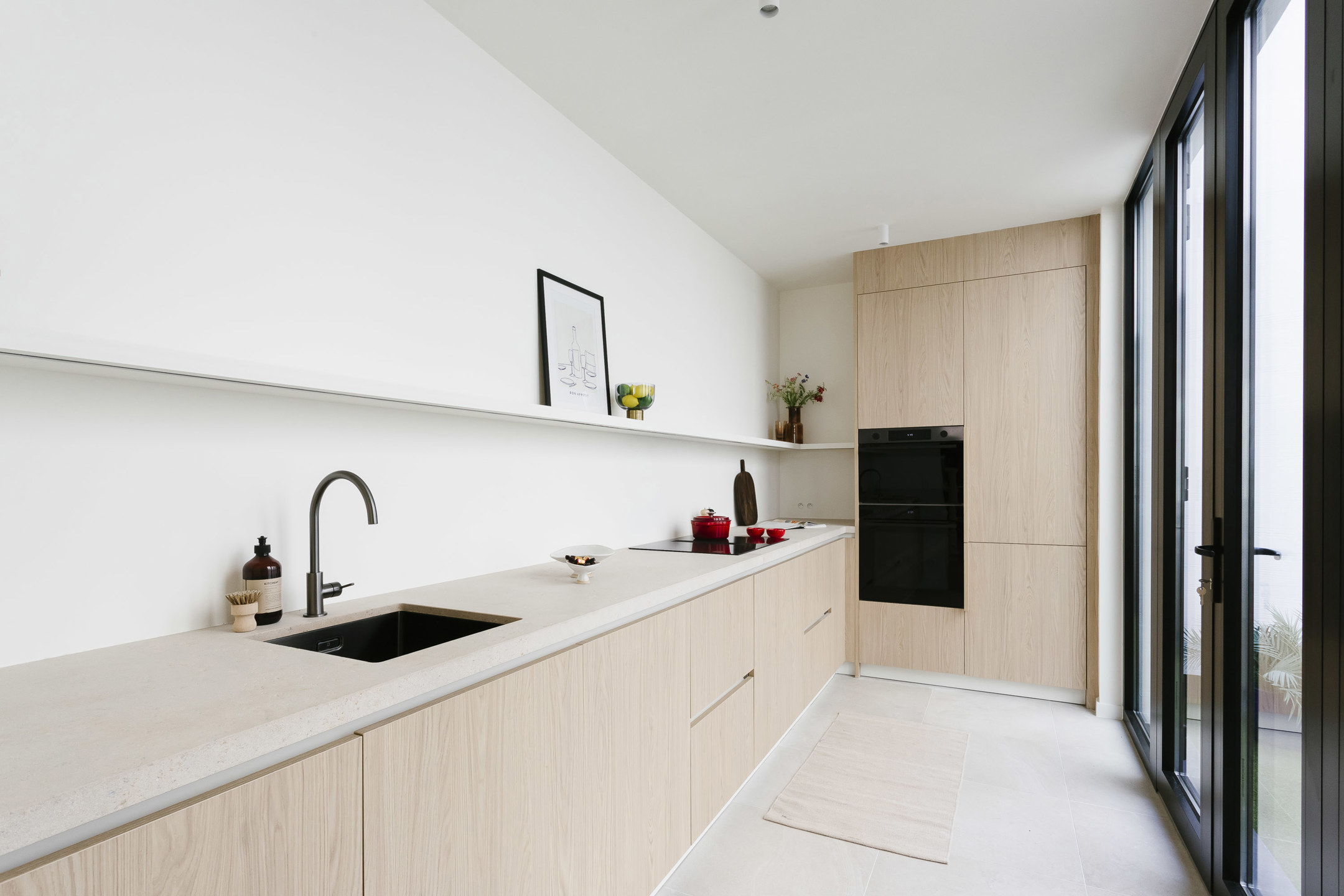 Lichtrijke herenwoning op toplocatie in hartje Antwerpen. - foto 5