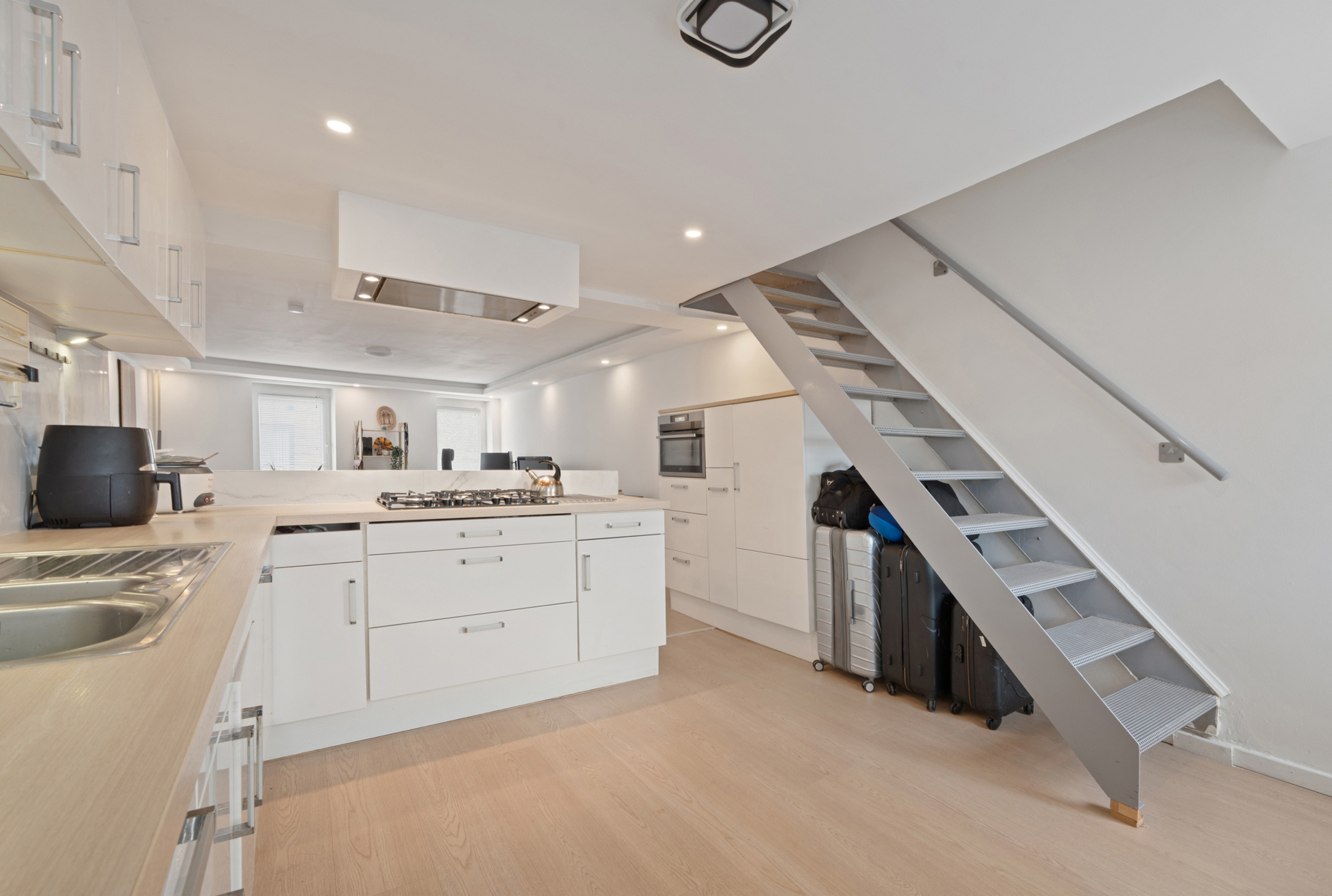 Wonen boven je eigen droomzaak in hartje Wommersom - foto 5