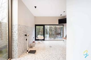 Te koop te Berlare!Dit veelzijdige gebouw in Berlare biedt tal van mogelijkheden voor gemengd gebruik en is ideaal voor wie wonen en werken wenst te...