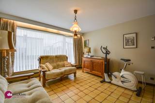 Bâtiment mitoyen avec 4 chambres à coucher & beaucoup de potentiel à Erps-Kwerps Vous êtes à la recherche d'un endroit où vous vous sentirez vraiment...