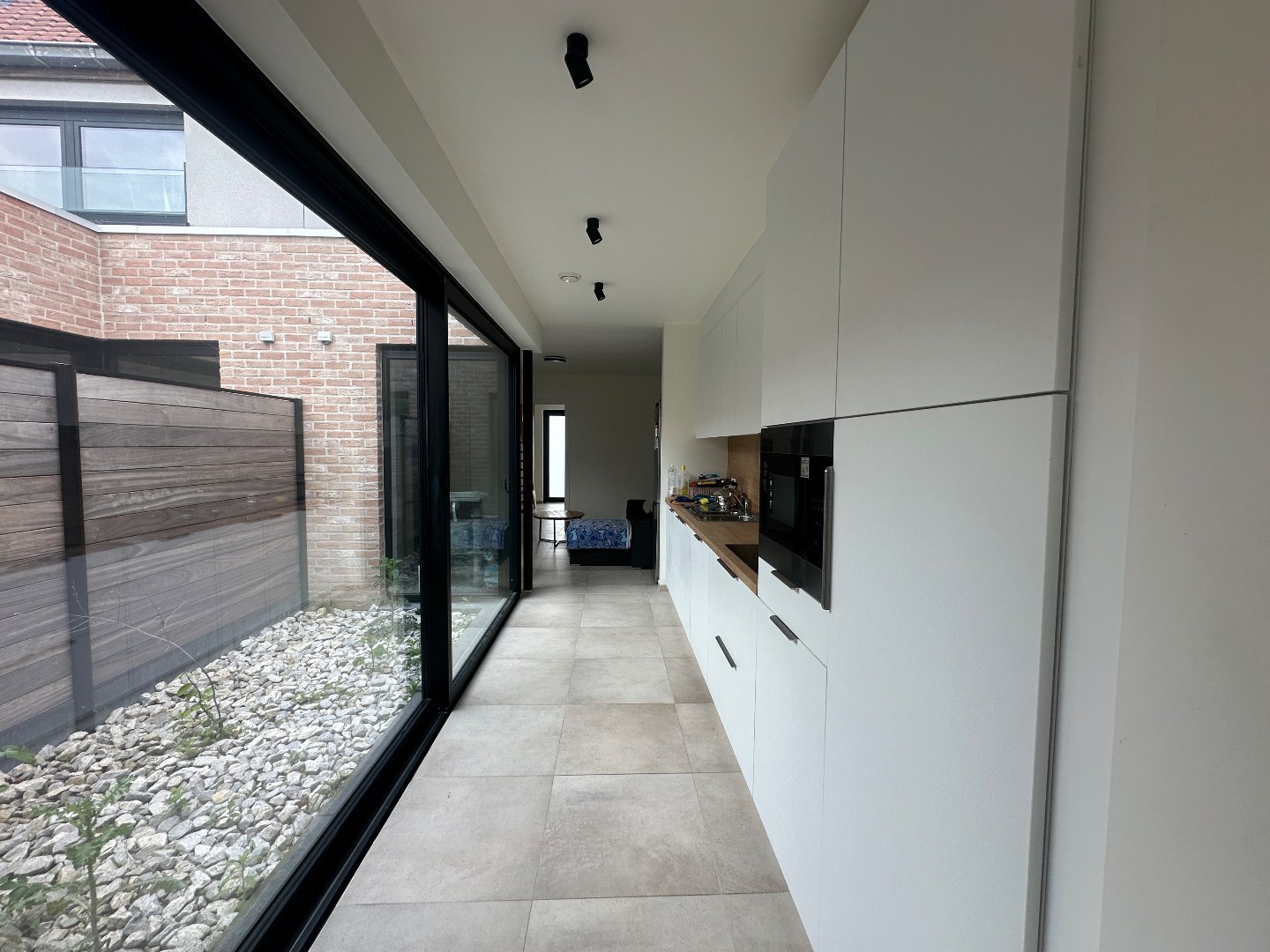 Moderne halfopen bebouwing met 2 slaapkamers nabij centrum Evergem - foto 3