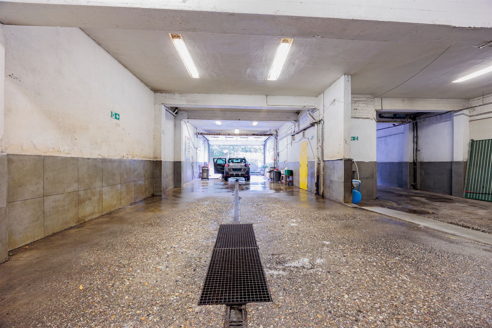 Opbrengsteigendom - comm. glvl met 4 appartementen - foto 5