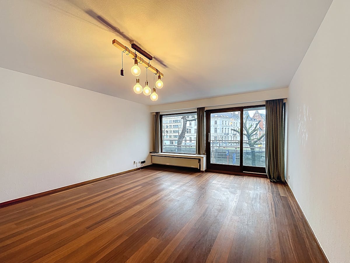 Lichtrijke studio met terras te huur in Gent - foto 2